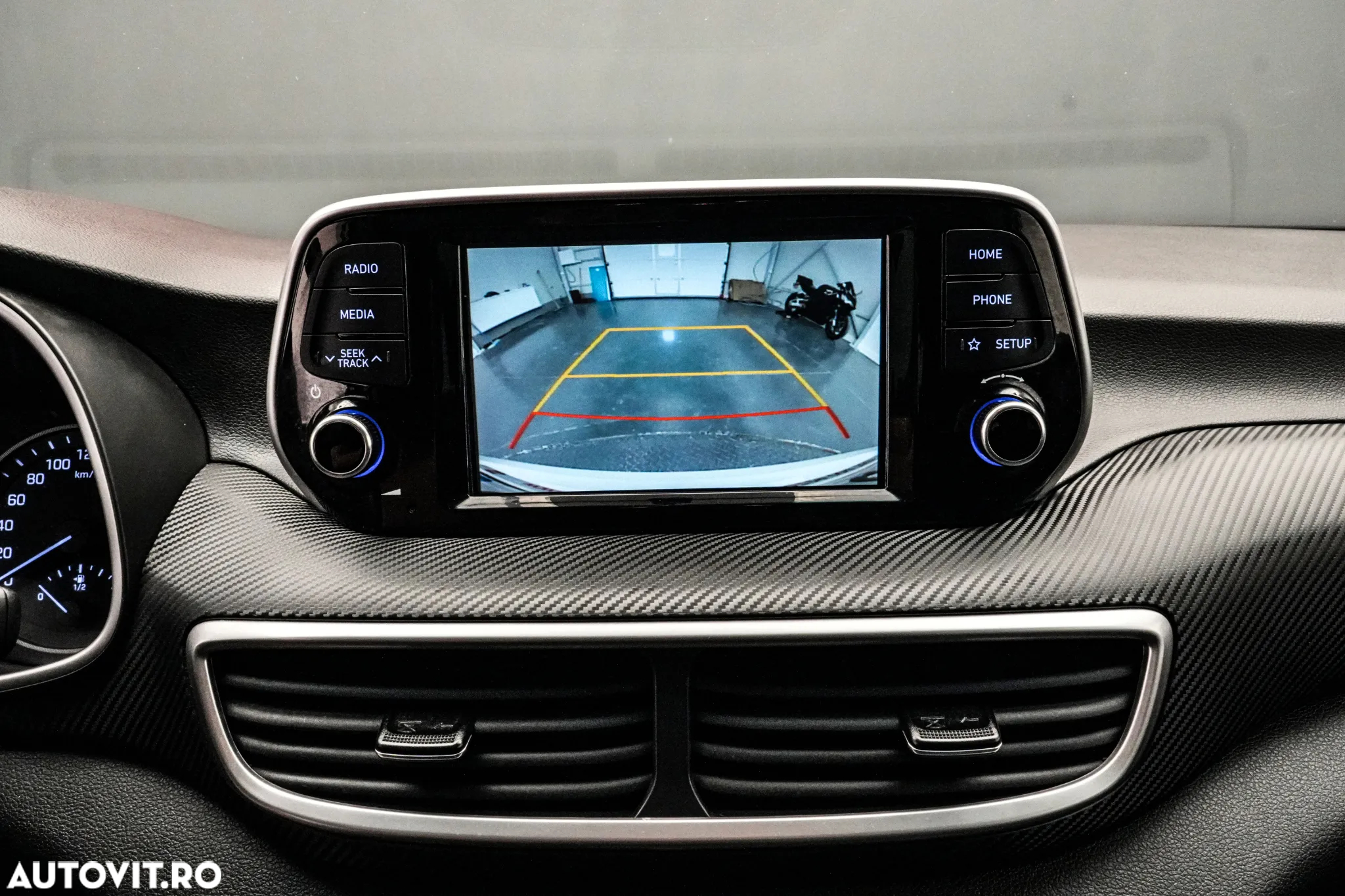 Hyundai Tucson 1.6 CRDi 4WD 6MT Premium - 17