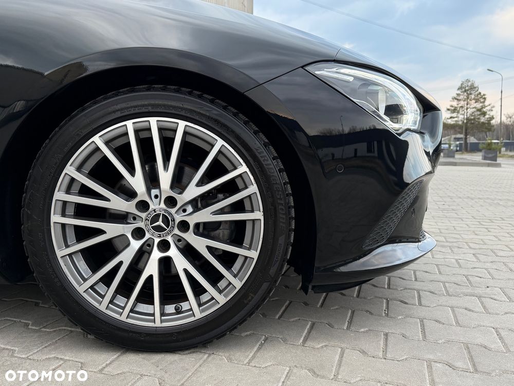 Mercedes-Benz CLA 180 7G-DCT Progressive Line Advanced - 23