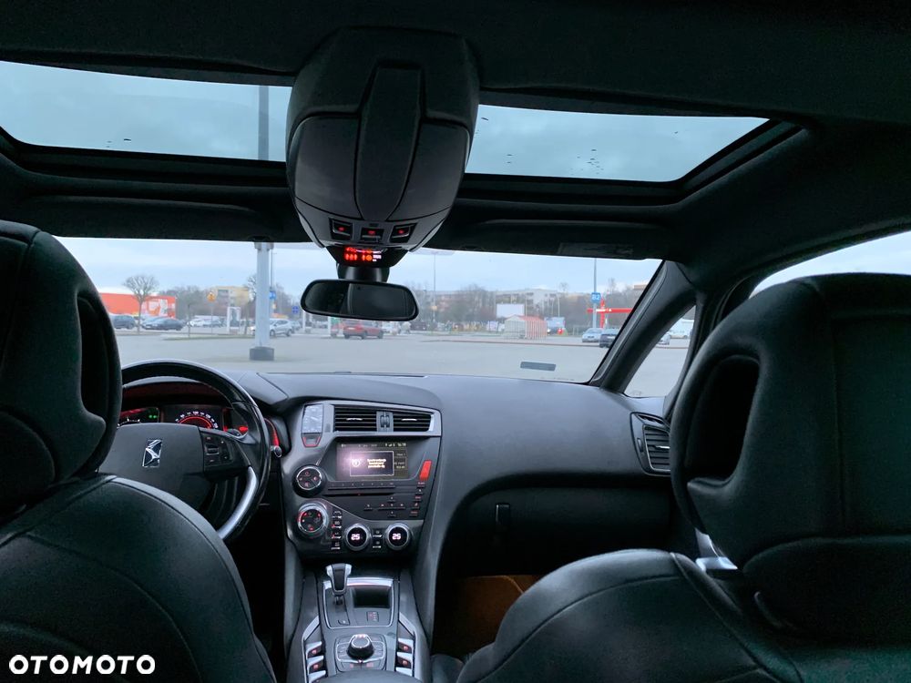 Citroën DS5 e-HDi 110 EGS6 SoChic - 5