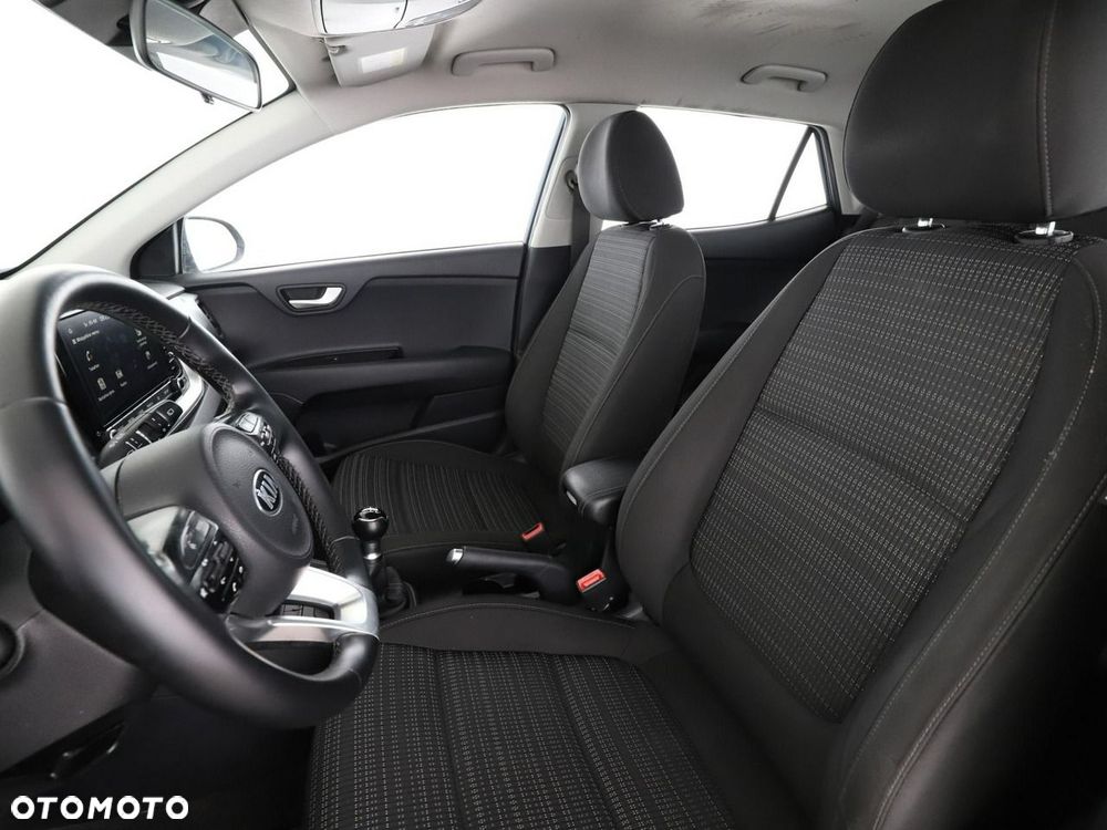 Kia Stonic 1.2 M - 14