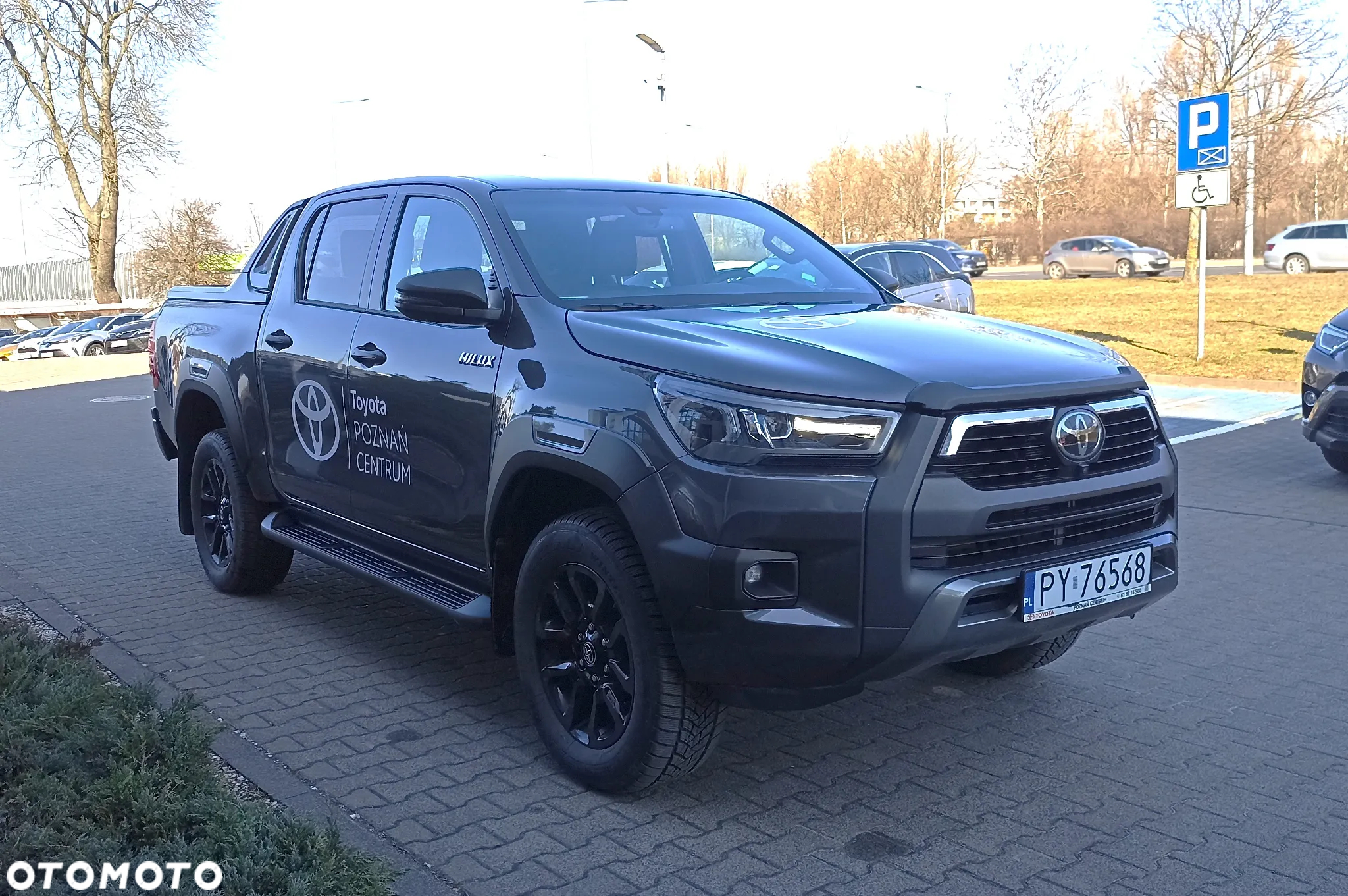 Toyota Hilux 2.8 D-4D Double Cab Invincible Sport 4x4