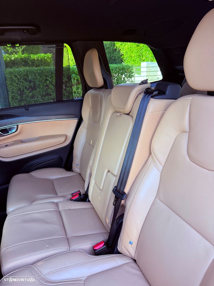 Volvo XC 90 D5 AWD Geartronic RDesign - 27