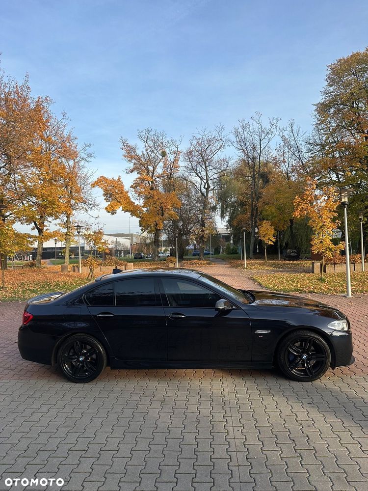BMW Seria 5 530d xDrive - 17