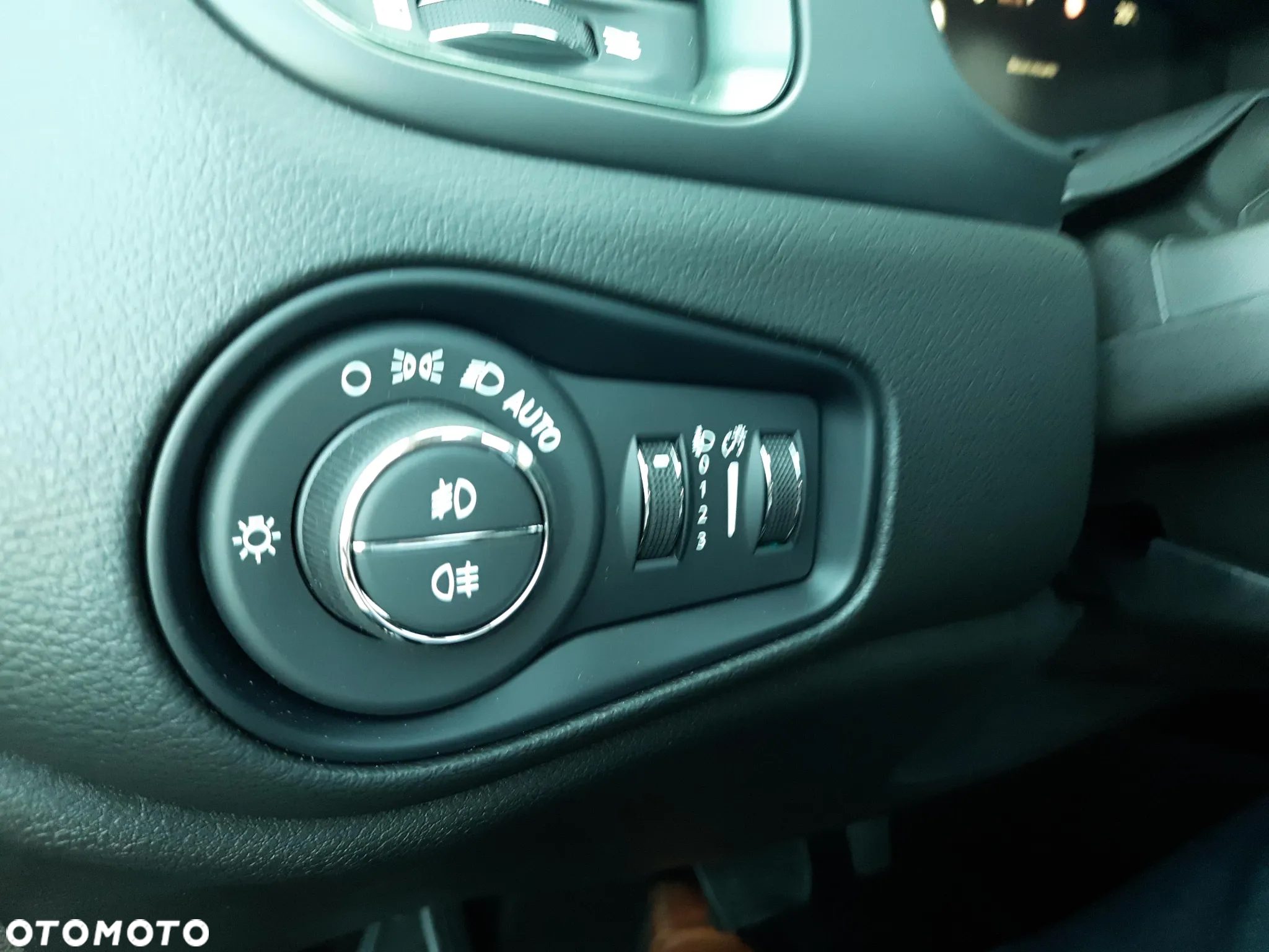 Jeep Renegade 1.5 T4 mHEV North Star FWD S&S DCT - 17