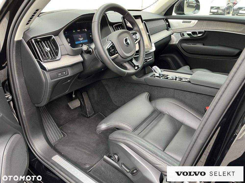 Volvo XC 90 - 9