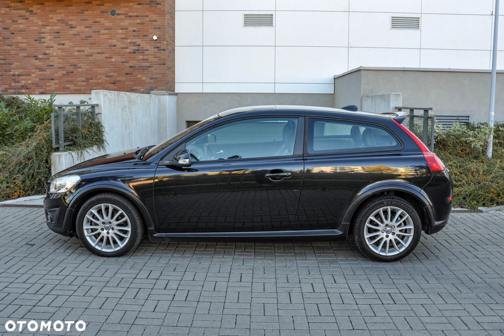 Volvo C30 2010 photo 2
