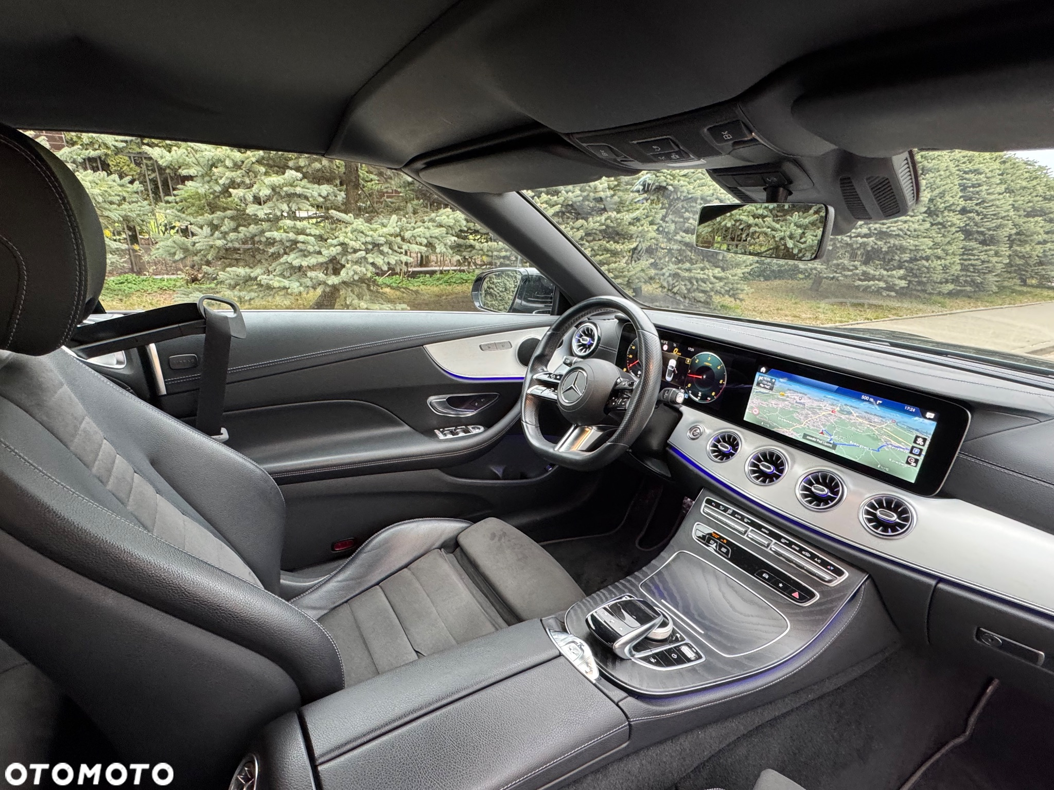 Mercedes-Benz Klasa E 220 d Cabrio 9G-TRONIC AMG Line - 22