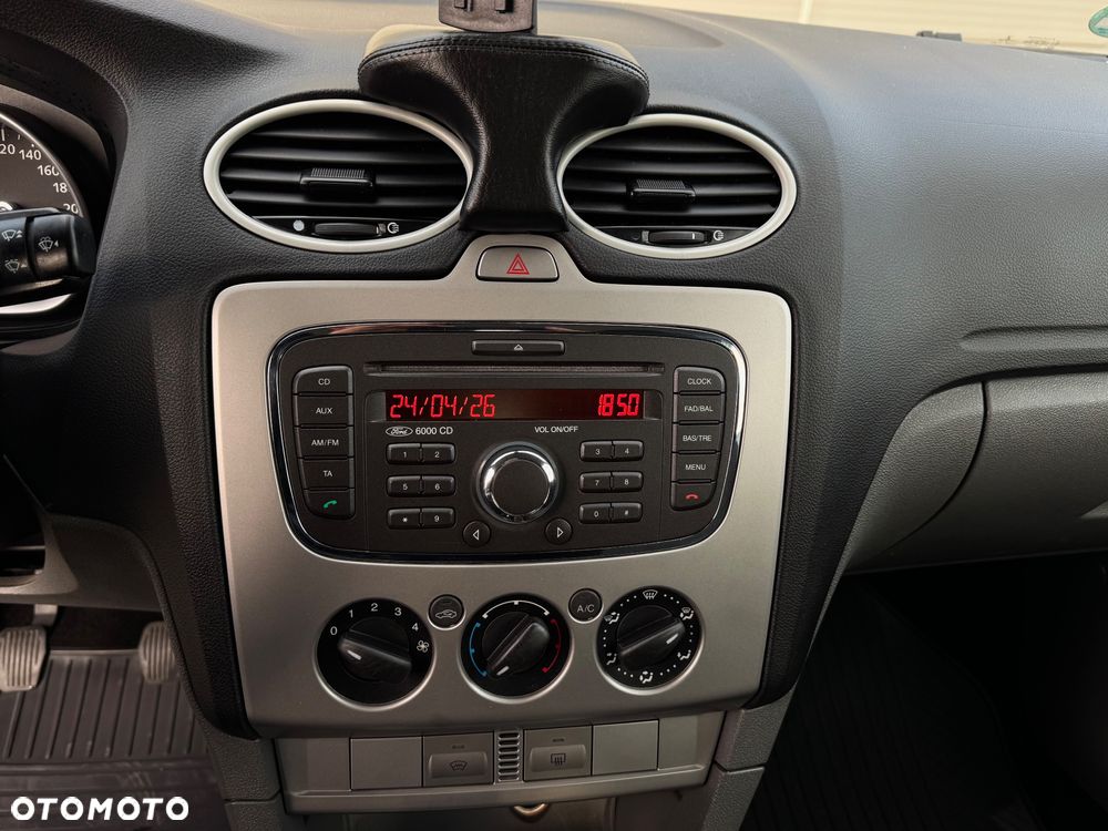 Ford Focus 1.6 TDCi Titanium - 23