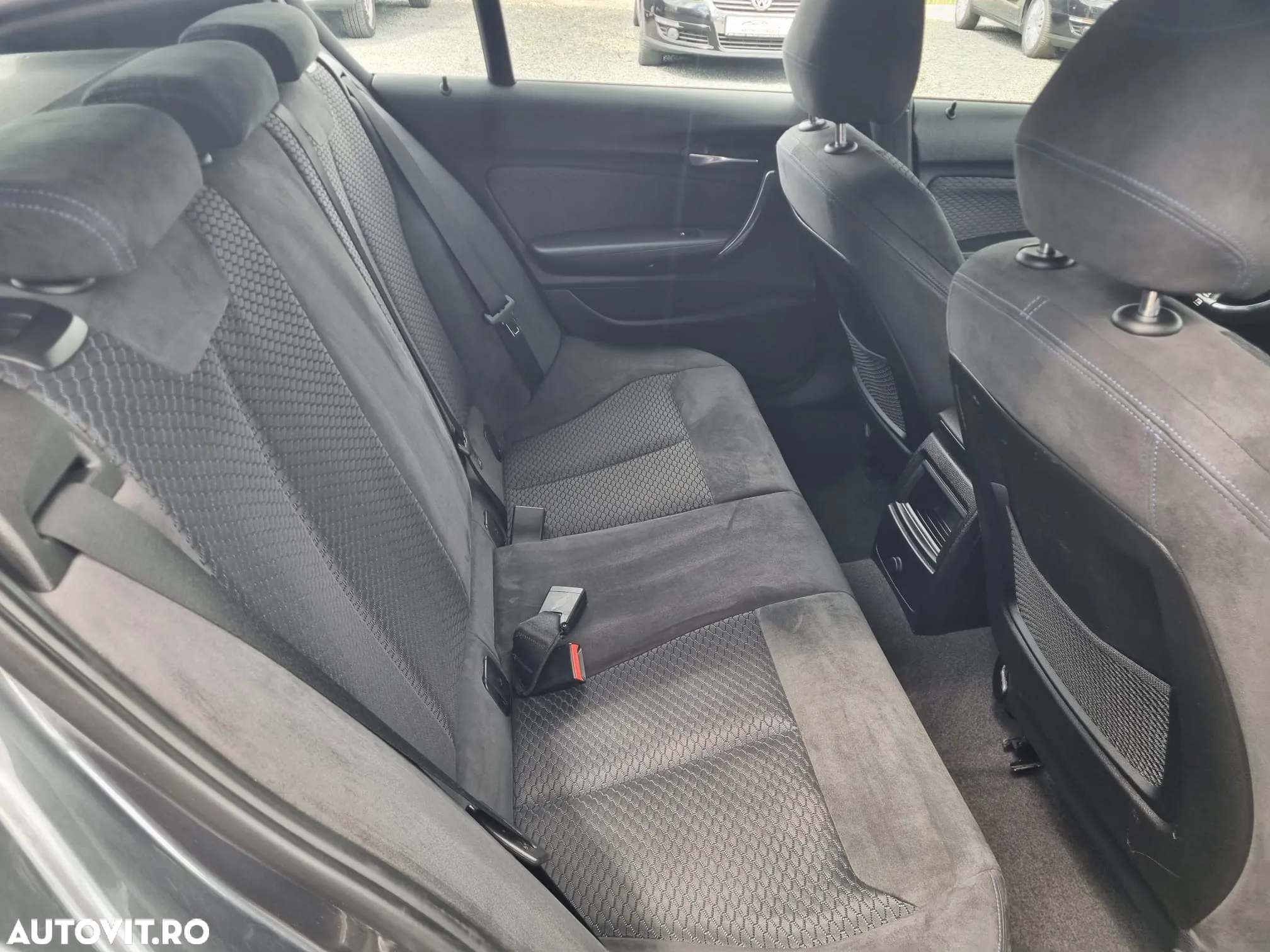 BMW Seria 1 120d xDrive - 18