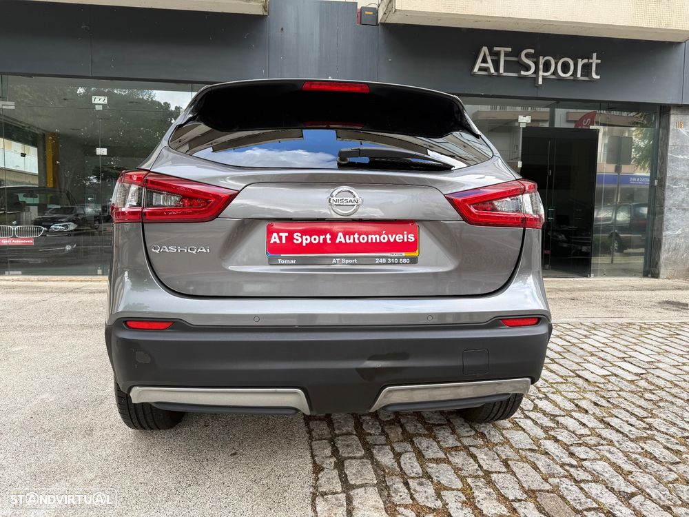 Nissan Qashqai 1.5 dCi N-Connecta J18+Led - 5