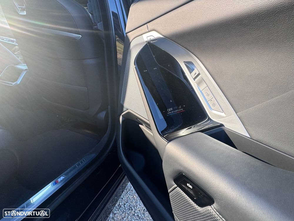 BMW i7 xDrive60 Pack Desportivo M - 9