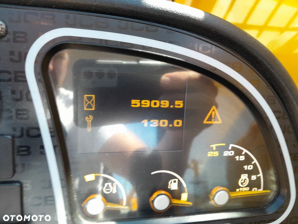 JCB 540-170 2021R - 25