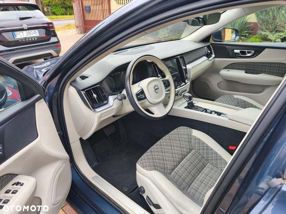 Volvo V60 - 12