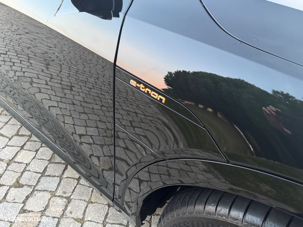 Audi e-tron - 39