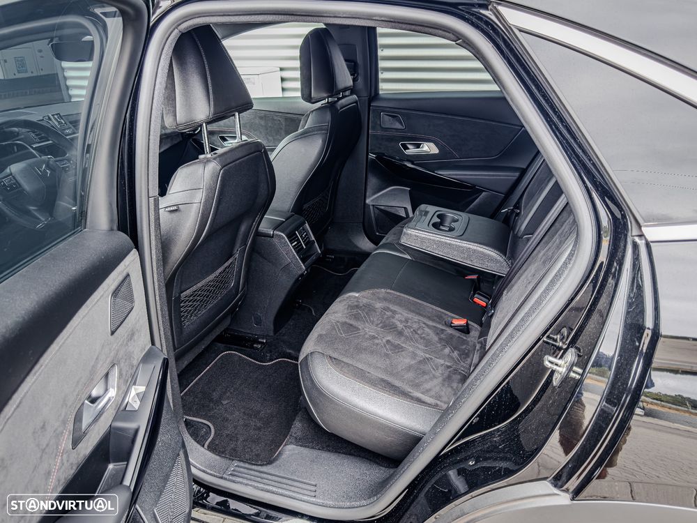 DS DS7 Crossback - 24