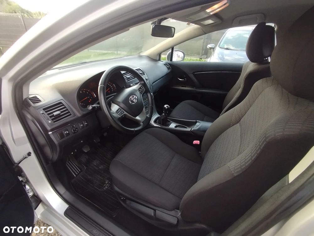 Toyota Avensis 1.8 Sol plus - 14