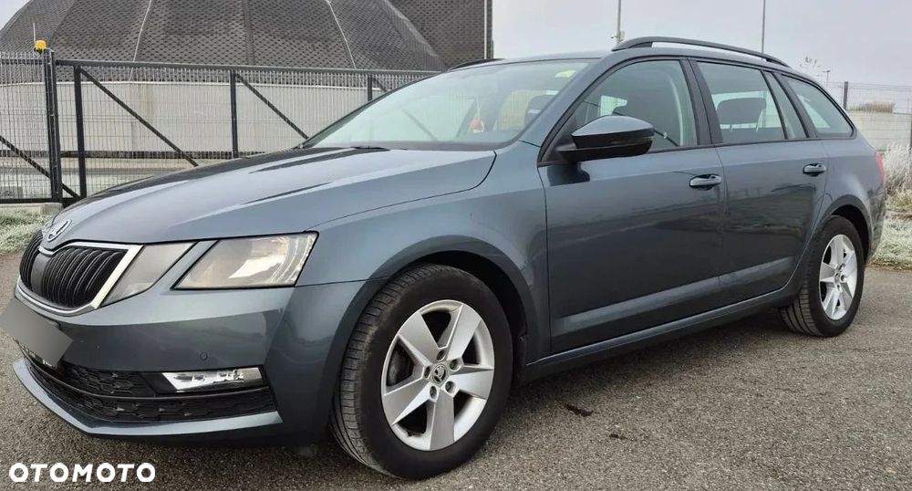 Skoda Octavia 1.4 TSI Ambition DSG - 2