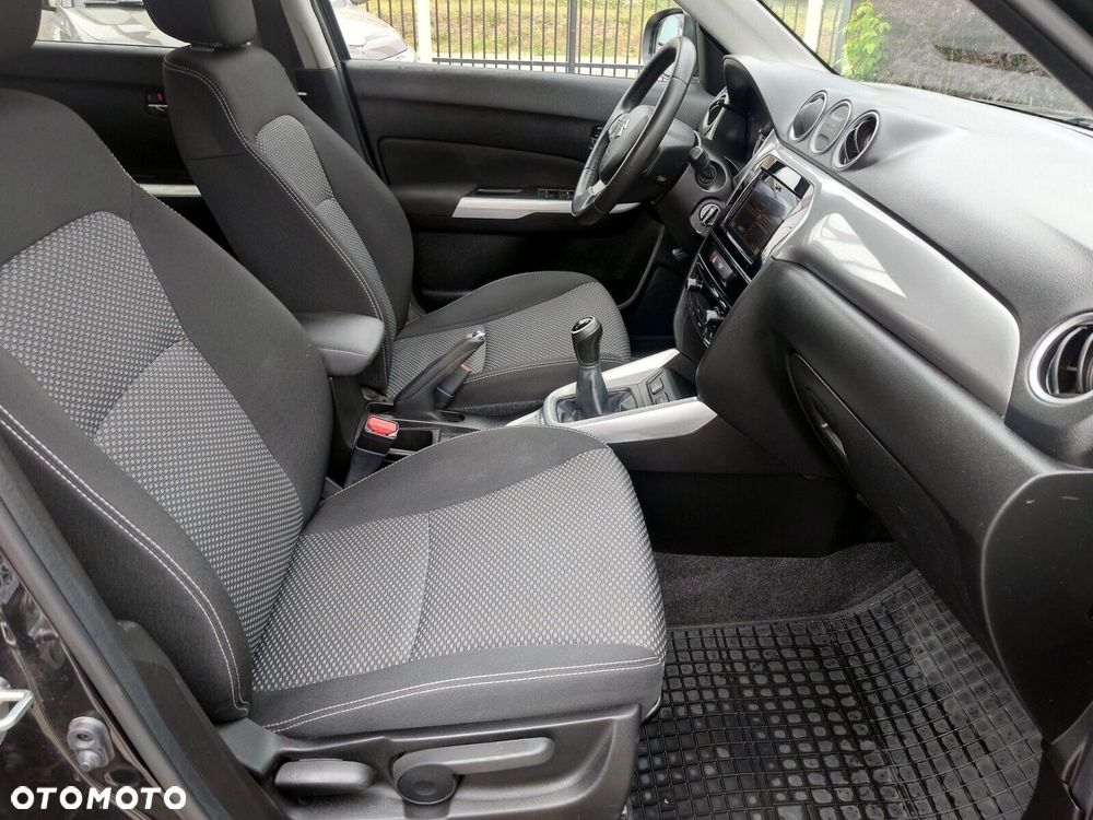 Suzuki Vitara - 21