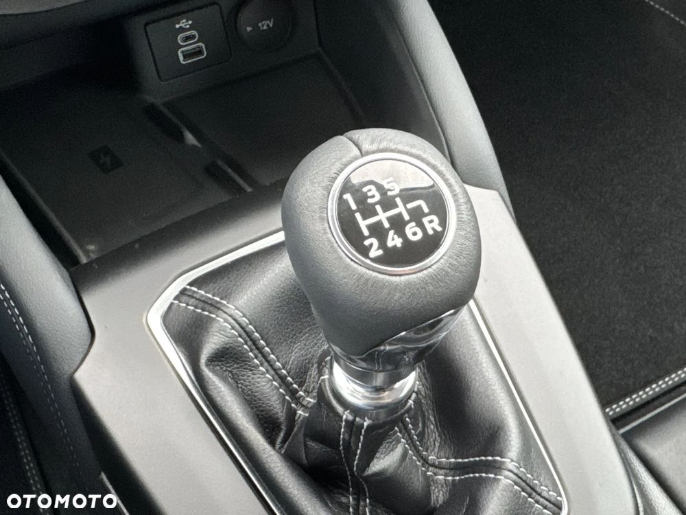 Ford Focus 1.0 EcoBoost Titanium X - 23