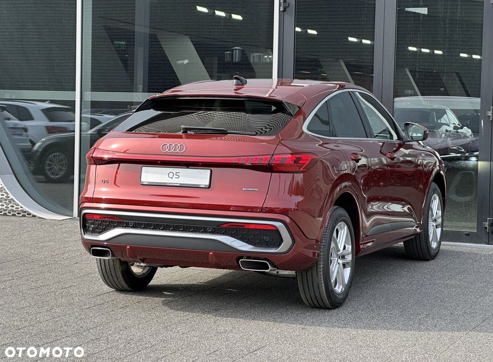 Audi Q5 Sportback - 6