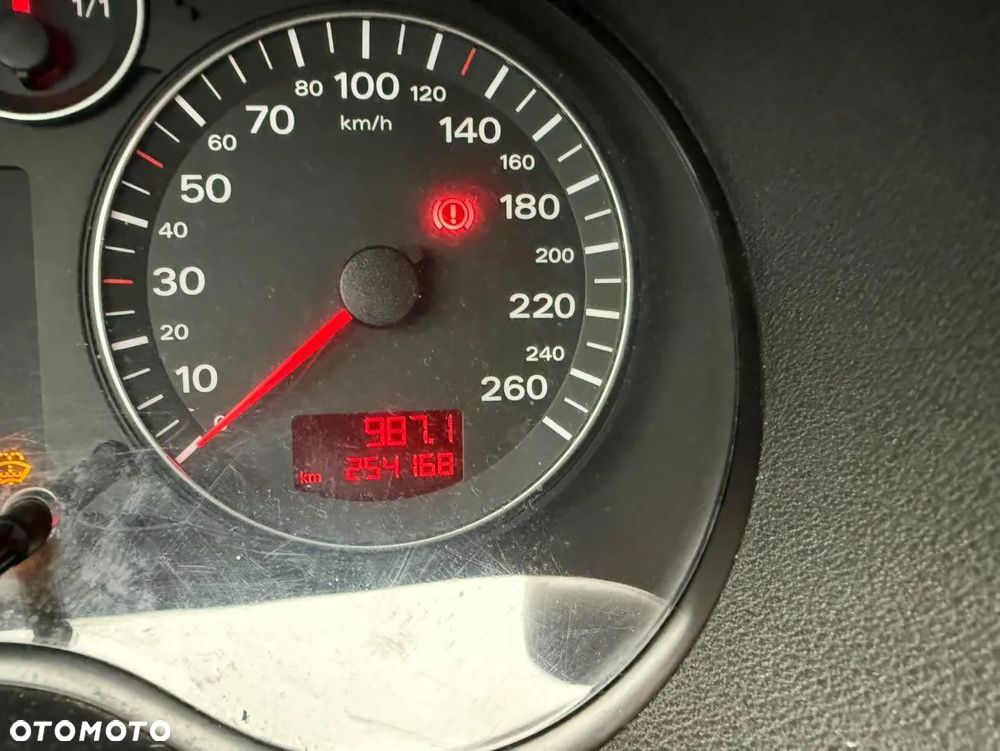 Audi A3 Sportback 1.6 Ambition - 11