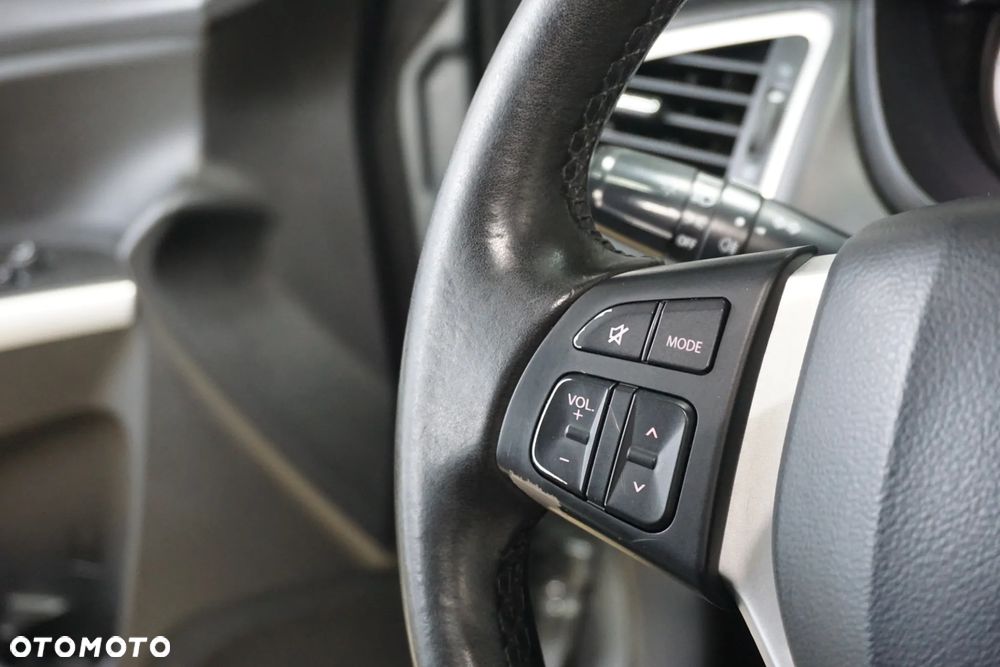 Suzuki SX4 S-Cross 1.6 Comfort - 29