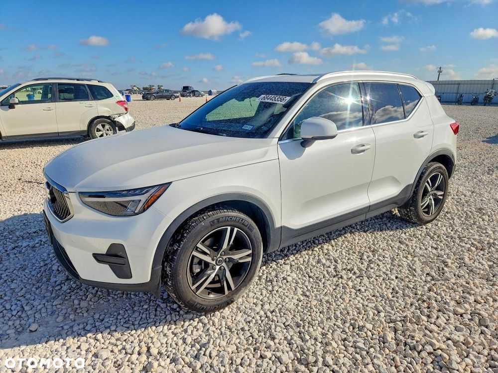 Volvo XC 40 - 1