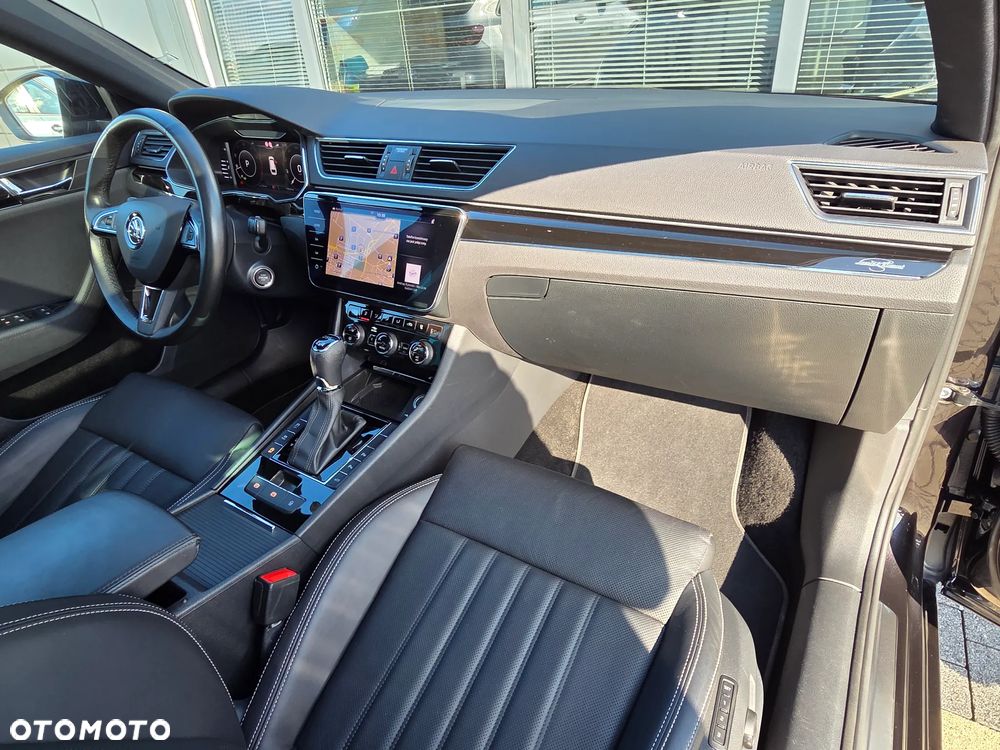 Skoda Superb 2.0 TSI 4x4 L&K DSG - 37