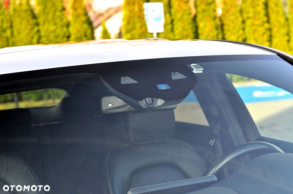 Mercedes-Benz GLC 200 d - 16