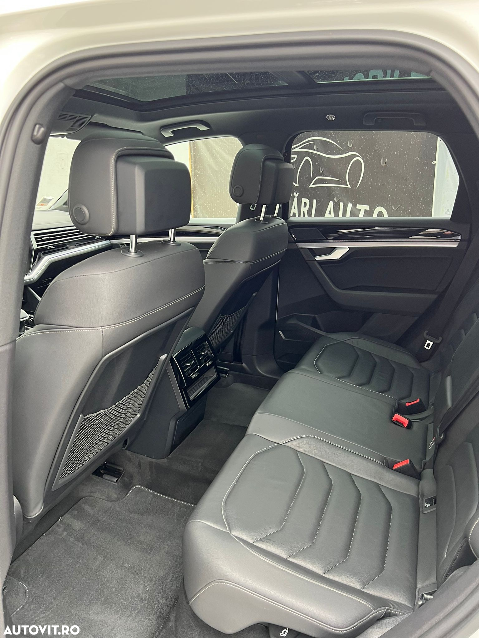 Volkswagen Touareg - 20