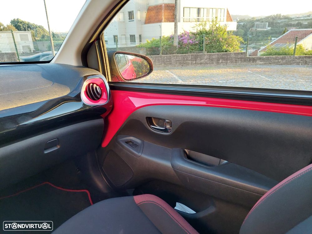 Toyota Aygo 1.0 X-Cite - 11