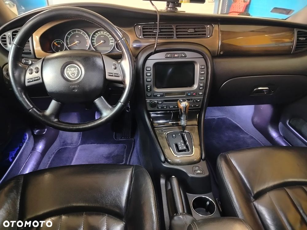 Jaguar X-Type 3.0 High - 14