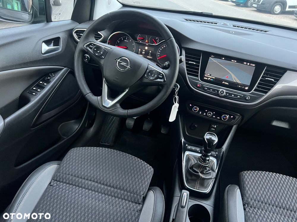Opel Crossland X - 16