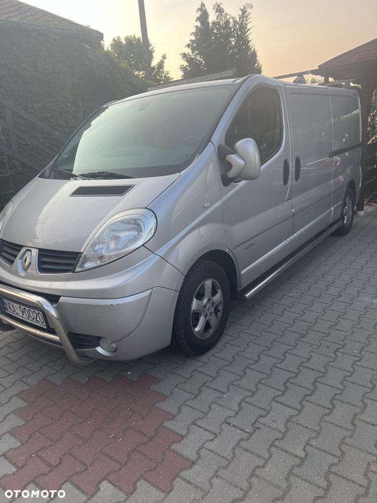 Renault Trafic - 2