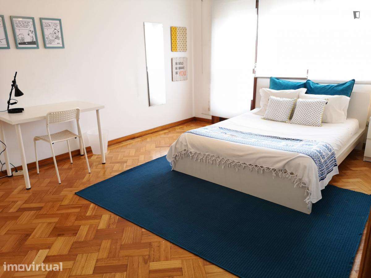 Apartamento com 5 quartos - localizado em Bonfim Porto - Grande imagem: 4/23