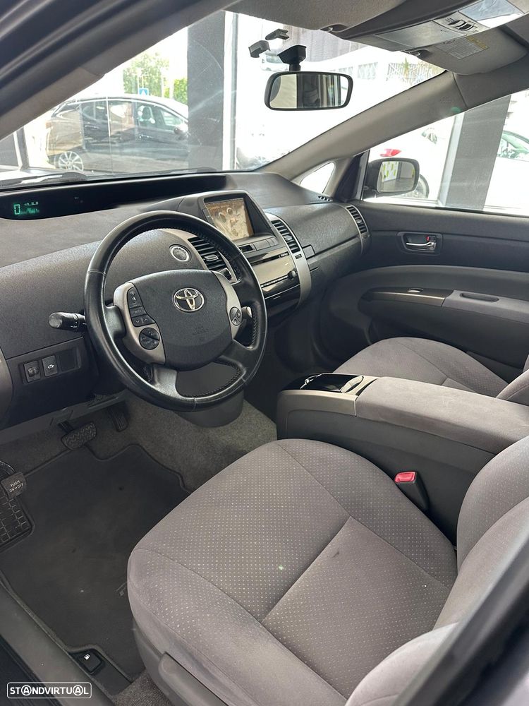 Toyota Prius 1.5 VVT-i Híbrido - 11