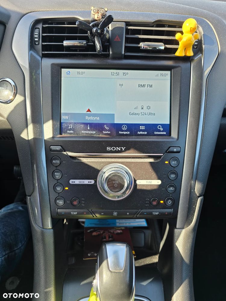 Ford Mondeo 2.0 Hybrid Titanium - 9