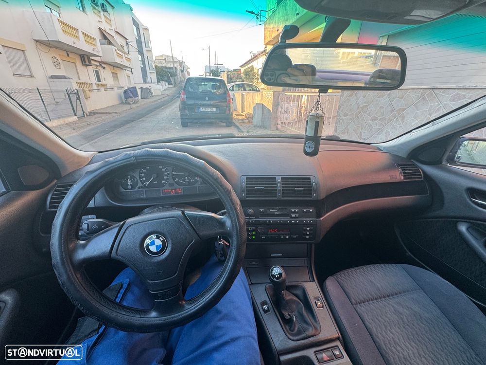 BMW 320 - 12