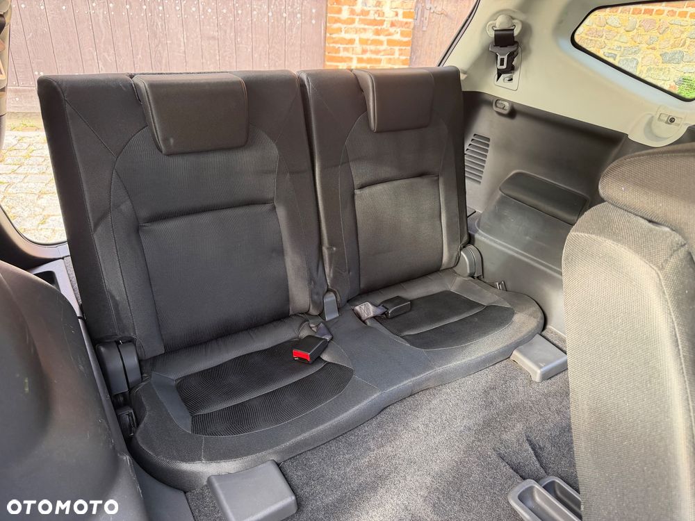 Nissan Qashqai+2 2.0 dCi DPF tekna - 19