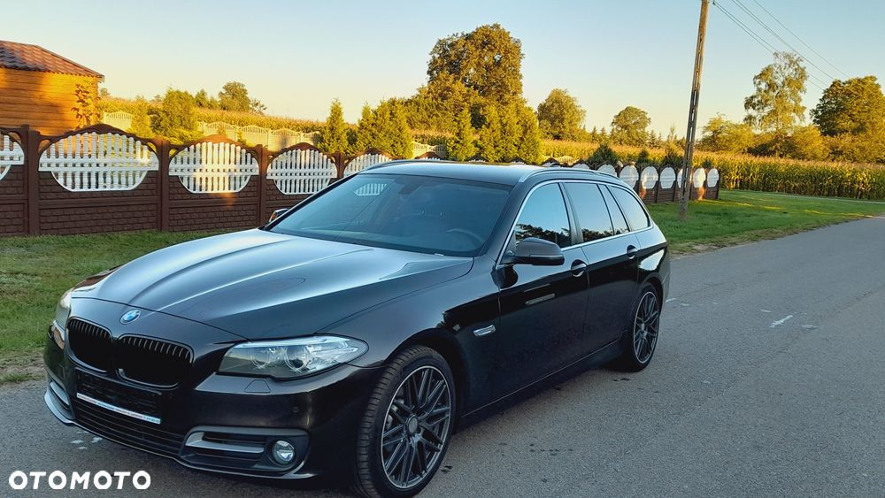 BMW Seria 5 520d Touring - 14