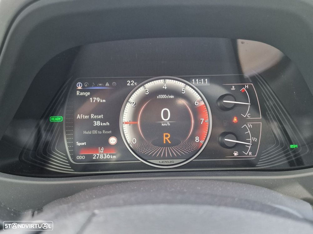 Lexus UX 250h Sport (Ecrã 12.3) - 22