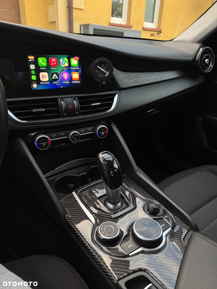 Alfa Romeo Giulia 2.0 Turbo - 9