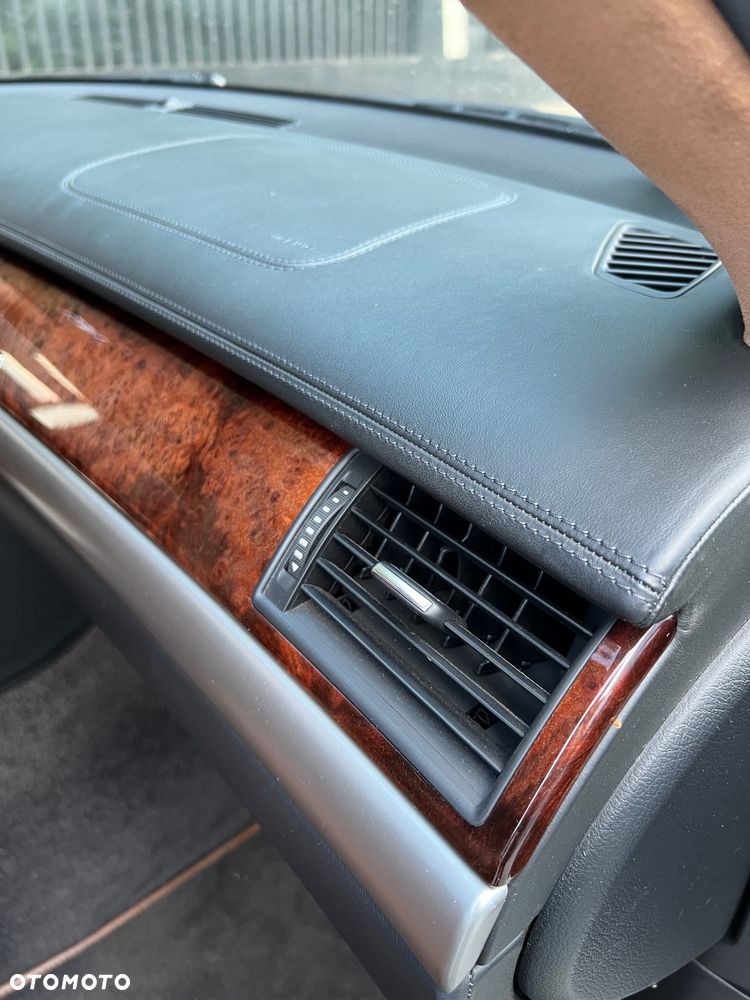 Audi A8 4.2 TDI L Quattro - 30