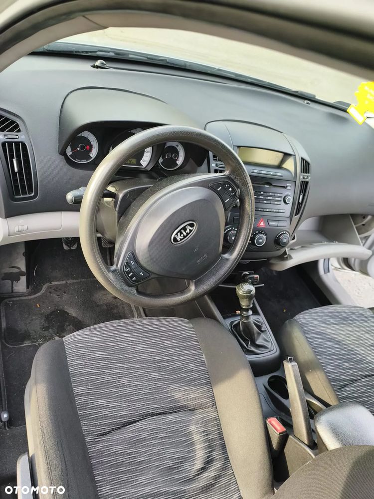 Kia Ceed 1.4 Comfort - 3