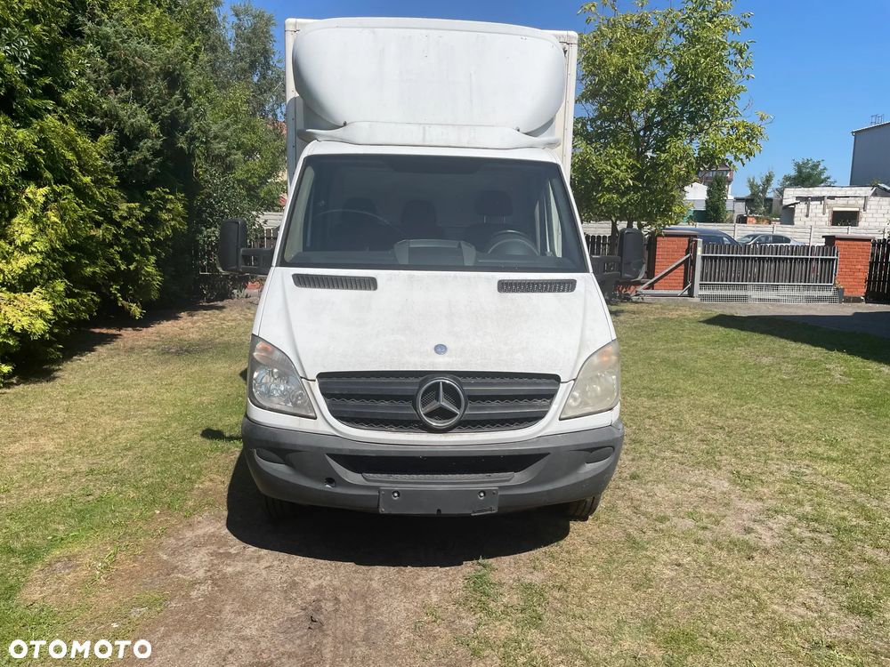 Mercedes-Benz Sprinter - 9