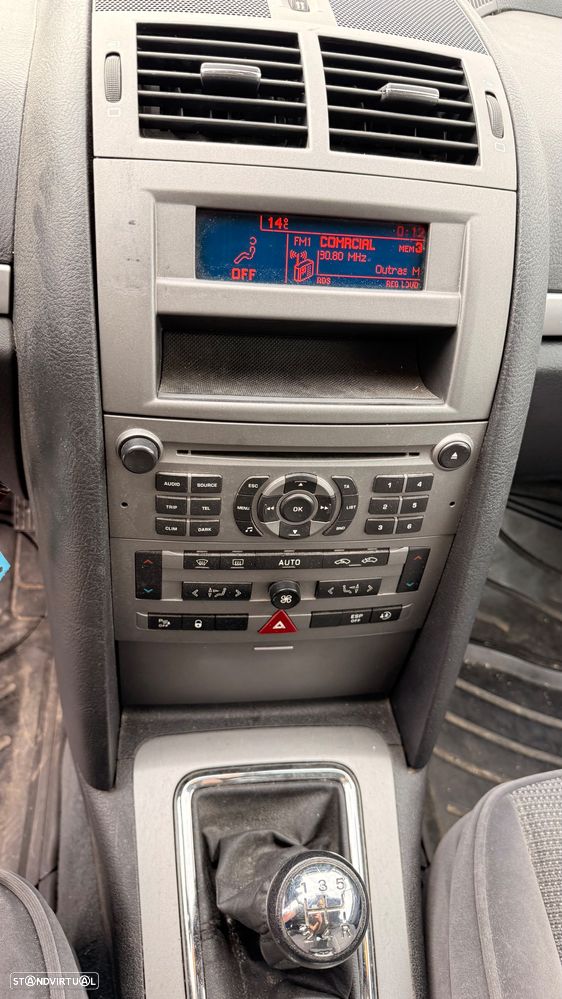 Peugeot 407 SW 1.6 HDi Executive - 14