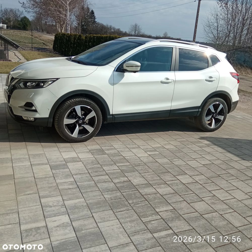 Nissan Qashqai 1.6 DIG-T Tekna - 1