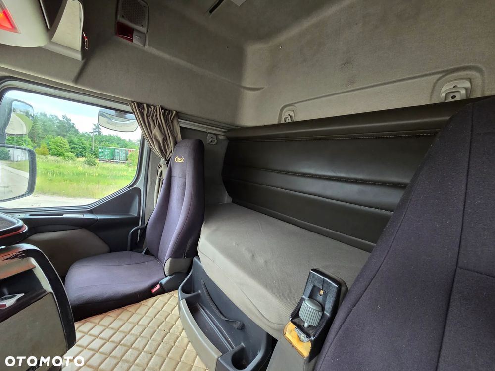 Renault Premium 460DXI - 12