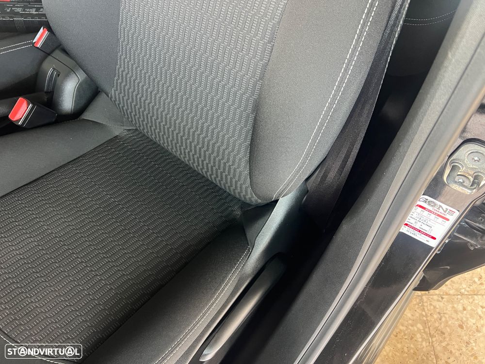 Peugeot 208 1.2 PureTech Style - 24