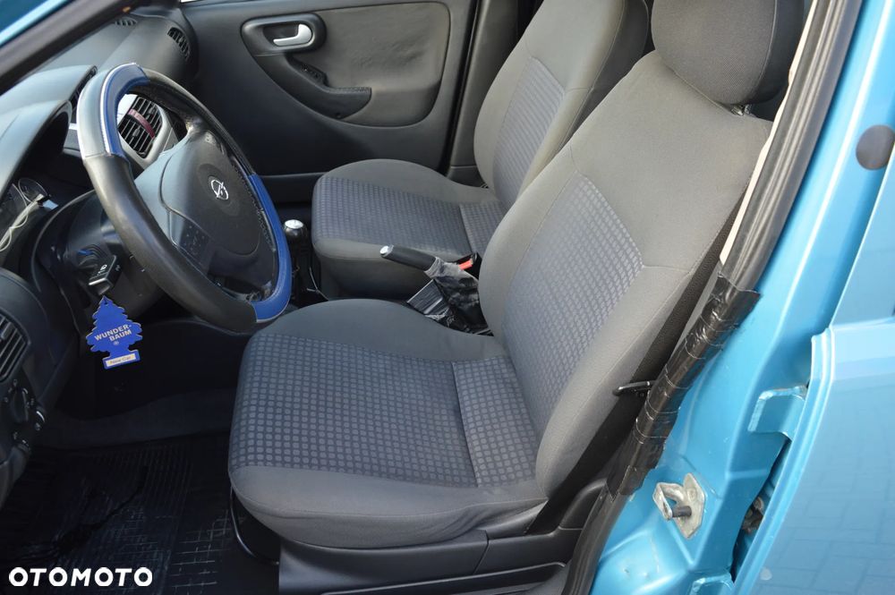 Opel Corsa 1.2 16V Cosmo - 14